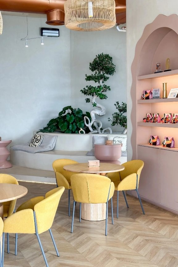 Restaurant & Cafe Fit Out UAE | Abstract Boho Interior Design Fujairah - Image 5